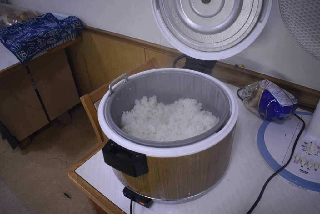 保温ジャー食堂