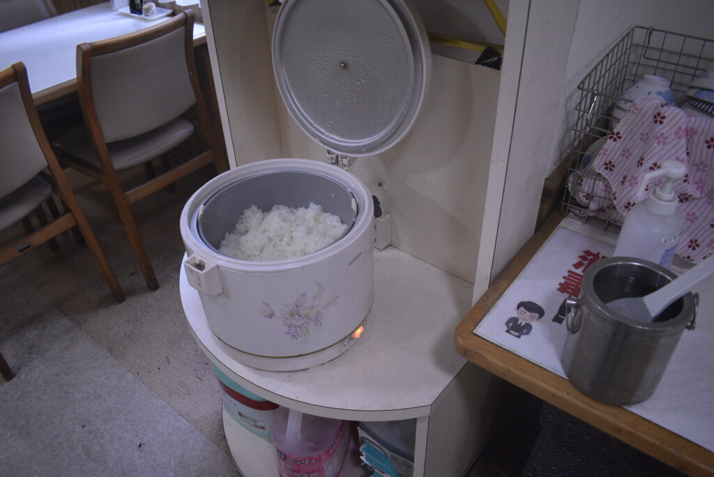 保温ジャー食堂