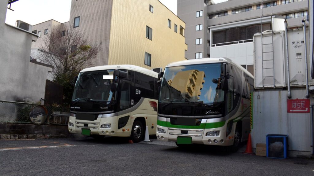 大型 中型バス 団体