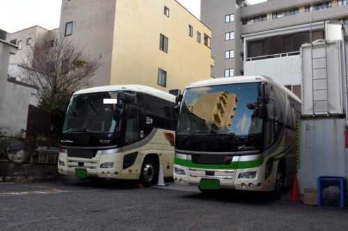 大型　中型バス　団体