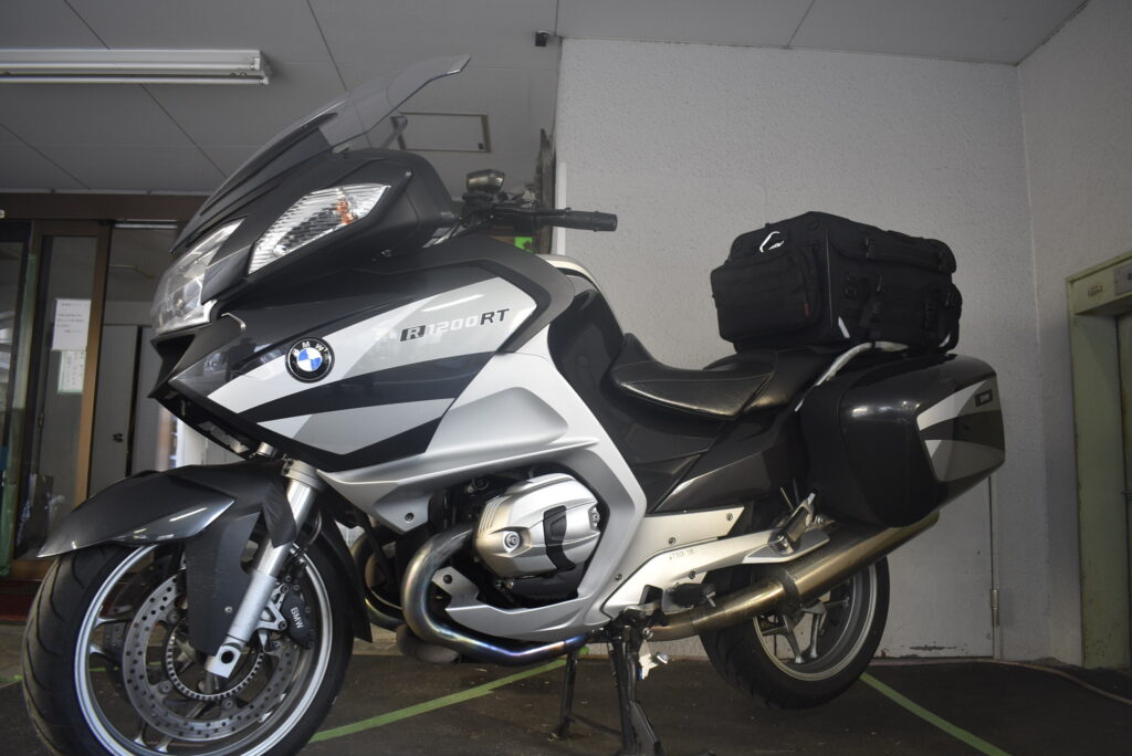 バイク　駐車場